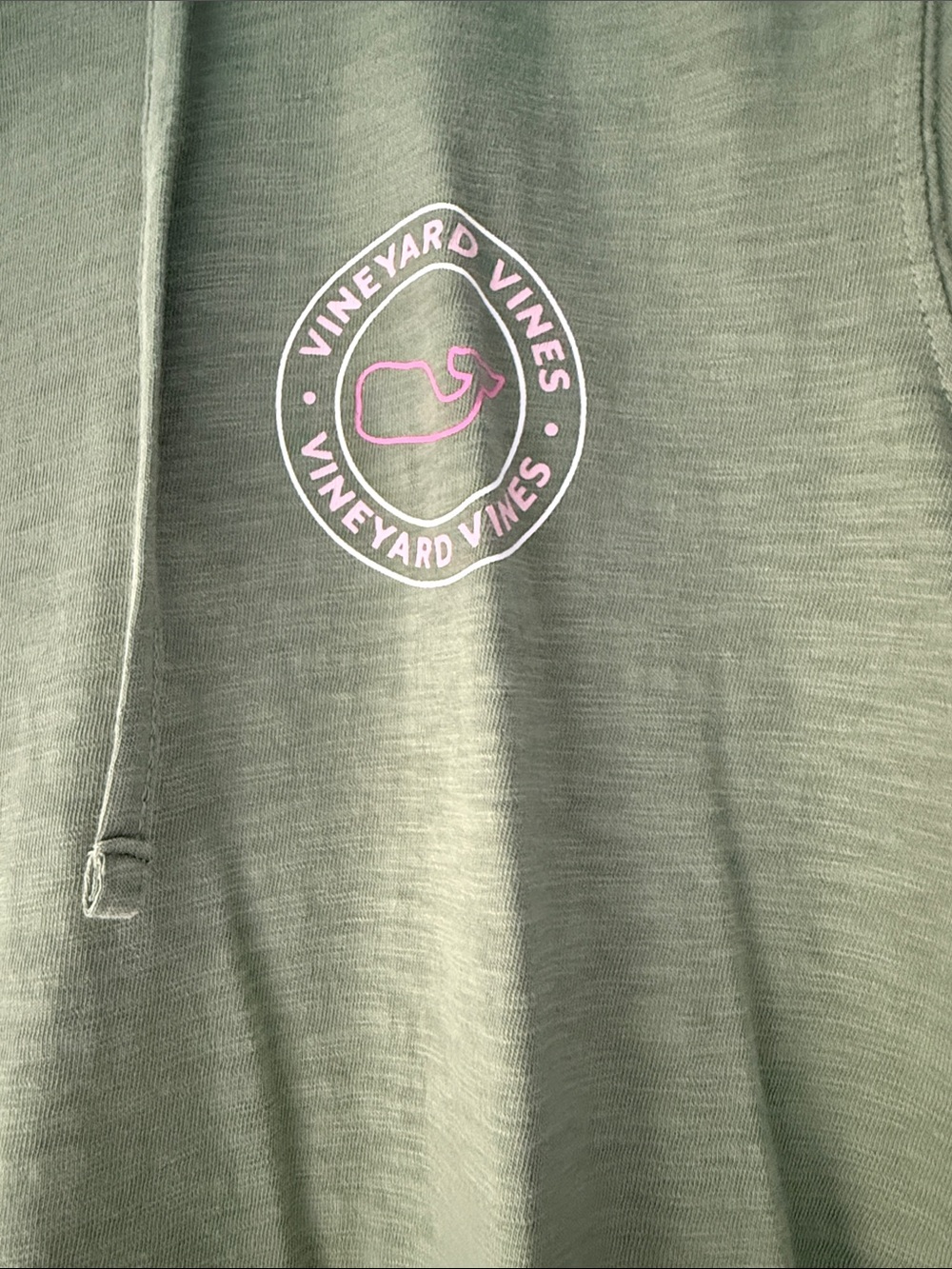 NWT- Vineyard Vines Lightweight Hooded Long Sleeve Tee - Light Sage - Picture 2 of 6